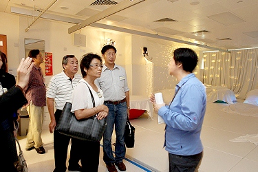 屯門區議會成員參觀小欖醫院
