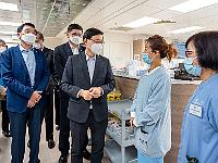 HKSAR CE inspects HKICC and HA Infectious Disease Centre<br>行政長官視察北大嶼山醫院香港感染控制中心及醫管局傳染病中心