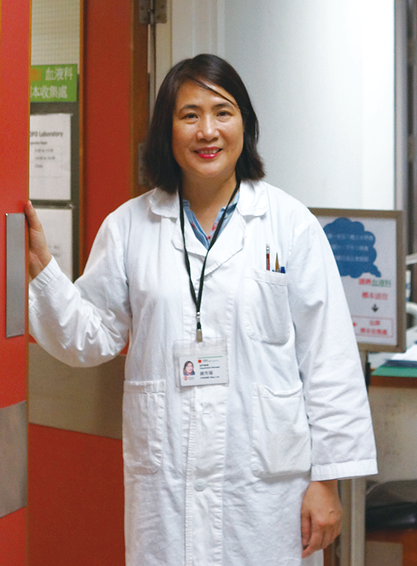 Julia Chung, Department Manager of Division of Haematology, Queen Mary Hospital, expresses that the Haematology Laboratory operates 24 hours a day. The main tasks are studying blood cells and delivering blood test reports to support pathologists in making clinical decisions on diagnosis and treatment.