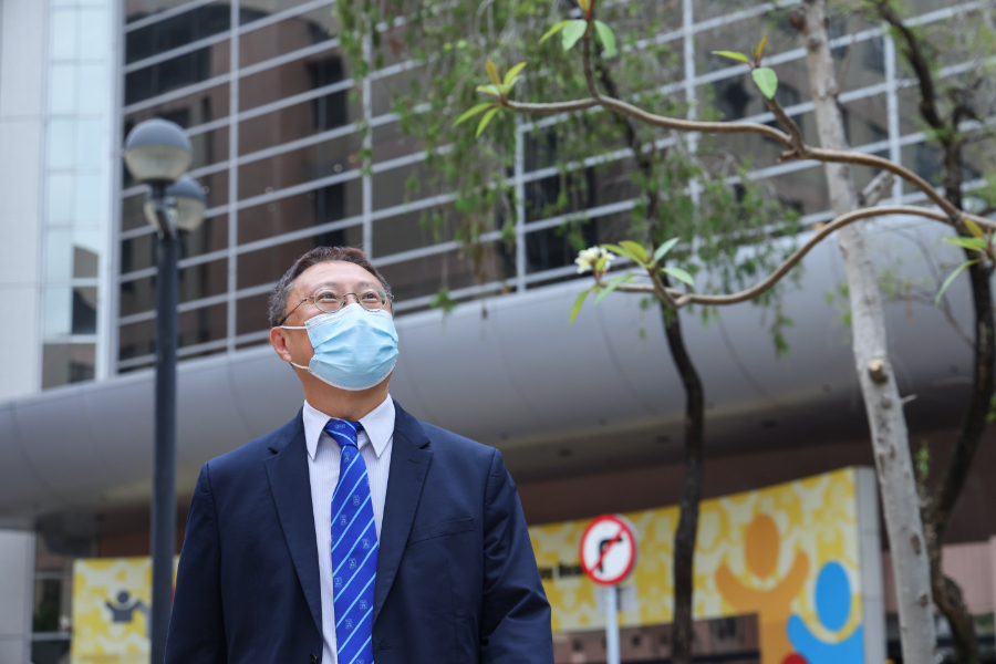 New HA Board member Dr Thomas Tsang, former Controller of the Centre for Health Protection says adaptability, flexibility, experience, and preparation are crucial in tackling a pandemic. 