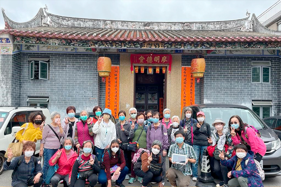 Even though everyone was wearing masks, one could tell how delighted the participants were!