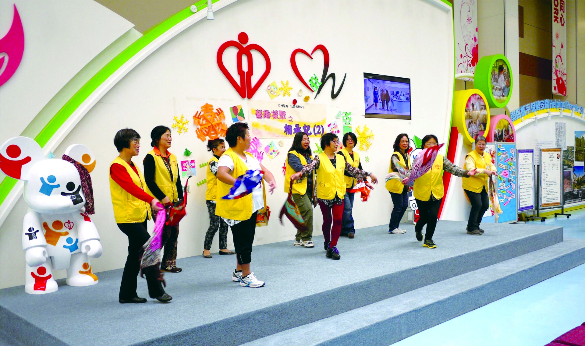 「相承記」過往亦曾有舞蹈表演，由義工自編自「蹈」表演。