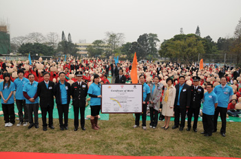 全體學員通過考核,齊齊燃點生命火花,共創急救先「區」。