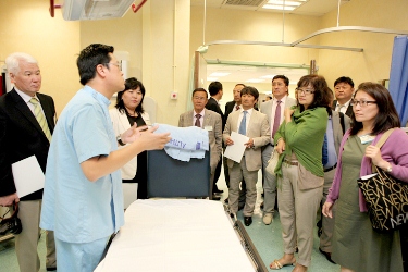 蒙古衛生廳代表團到訪屯門醫院及青山醫院