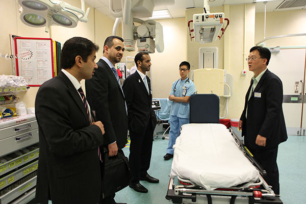 Delegation from the Ministry of Health of UAE Visiting Tuen Mun Hospital Event Photo 1