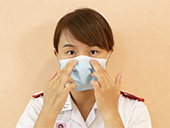 How to wear a mask
