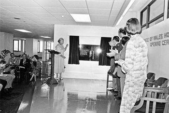 威院於1982年11月1日舉行開幕禮，由根德公爵夫人主持。（相片由香港特別行政區政府提供）