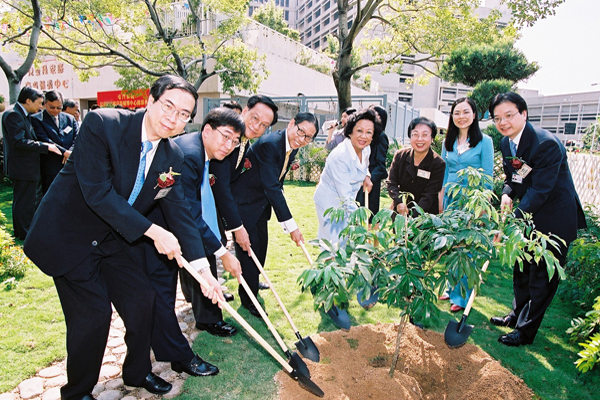 19 Sep 2003 - Opening Ceremony of Child and Family Bereavement Resources Centre