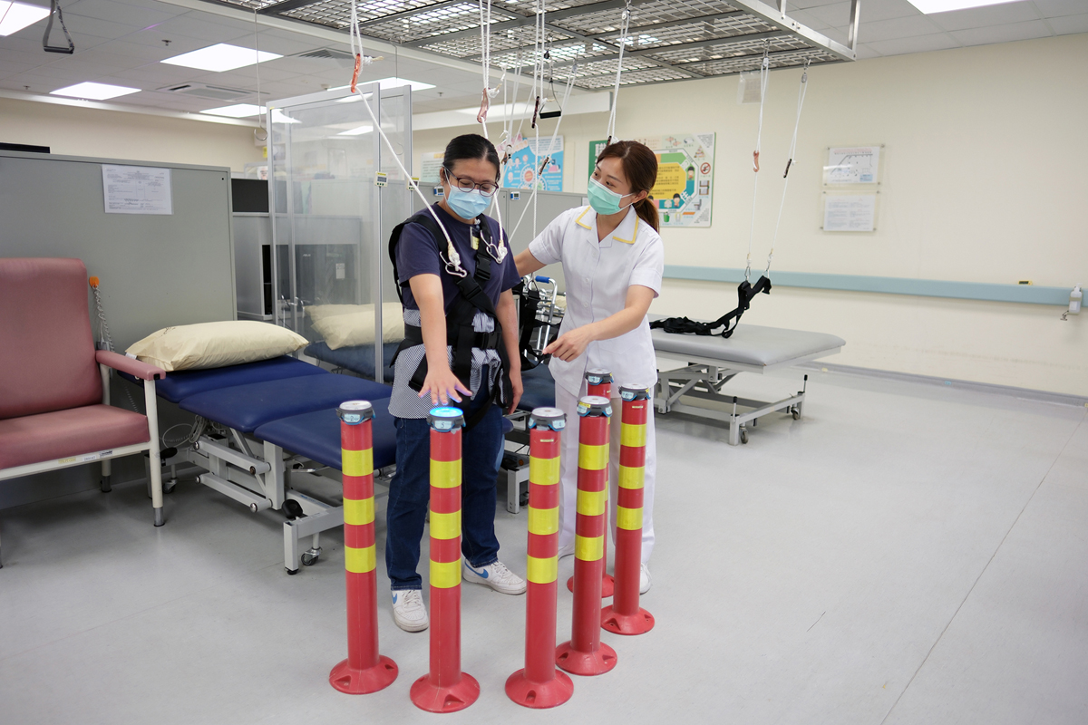 Tai Po Hospital Geriatric Day Hospital and Rehabilitation Centre - Bridging Hospital and Community Rehabilitation